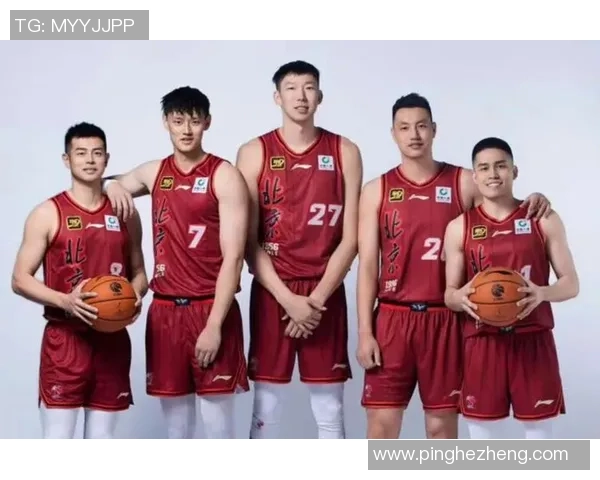 CBA精彩对决回顾4月4日深圳队与北京队的激烈比赛录像分析